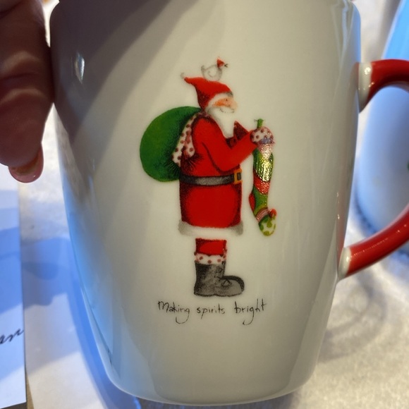 Oneida Christmas mugs. Little St Nick Debbie Taylor Kerman. NWOT set of 4 - Picture 3 of 6